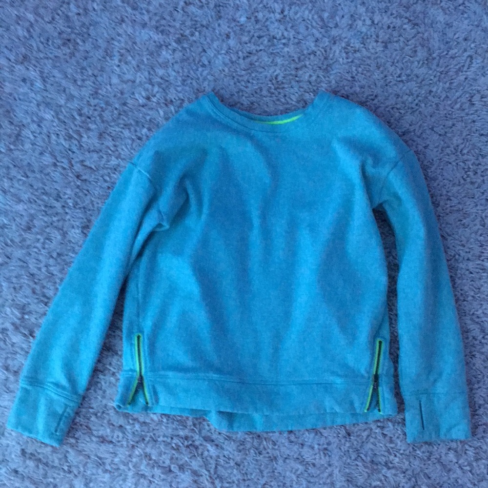 athletic wear crew neck